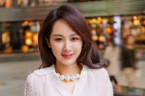 娱乐大晨姐吃瓜杨紫小说,杨紫的娱乐风云录